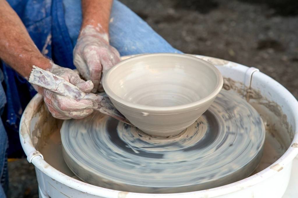 Découvrir des ateliers créatifs pour se détendre en fin de semaine